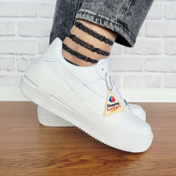 ❤️Nike Air Force 1 PLT.AF.ORM Sz 7.5 Womens Shoes Basic Sneaker White DJ9946-100 - Picture 3 of 12